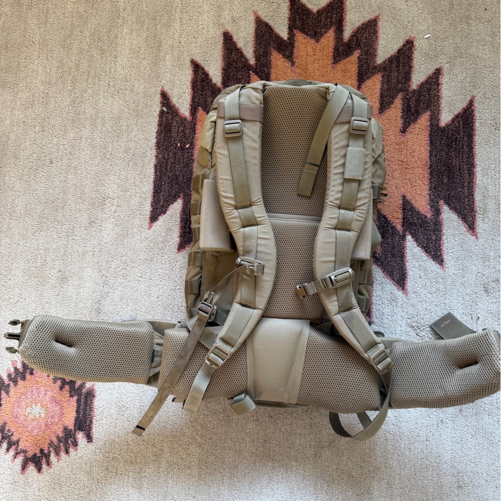 Mystery Ranch R.A.T.S Backback - Picture 4 of 8